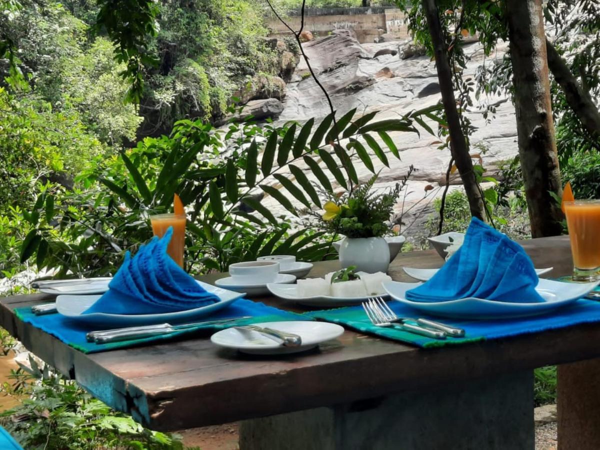 Palmstone Retreat Hotel Kitulgala Exterior foto
